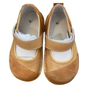 Pipit new walking shoes